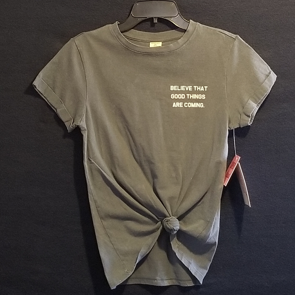 Vibe N' Believe Graphic Tee Shirt “Good Things Are Coming” 100% Cotton Crew Neck